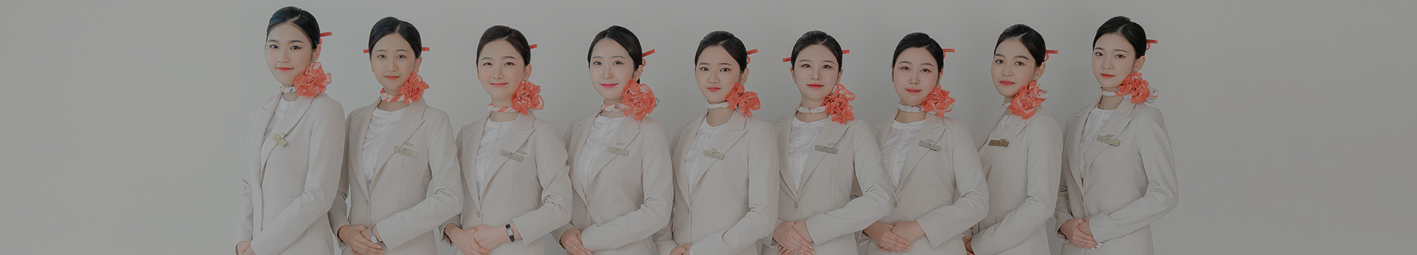 하늘을 날자, 세계를 무대로<br/>Fly to the sky, Go to the world 